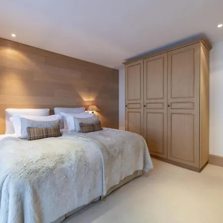 Heights Opulent Escape Amidst Alps Apartment *