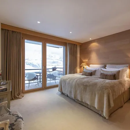 Apartment Heights Opulent Escape Amidst Alps *
